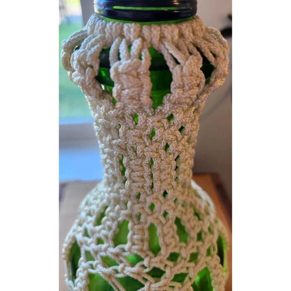 Vtg Retro Boho Macrame Green Wine Bottle French Country Farmhouse Decor - Picture 7 of 9